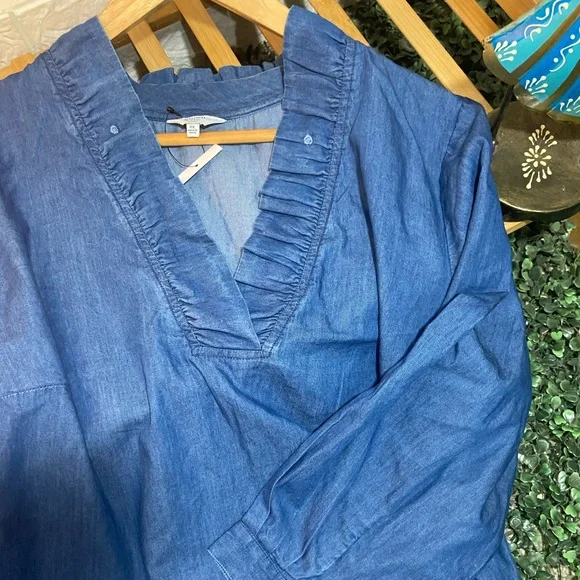 Crown & Ivy Denim Tops. Size- L - Picture 4 of 11